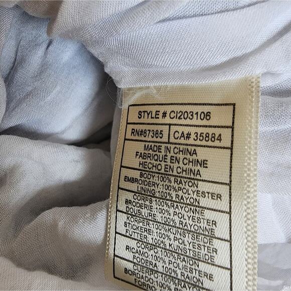 CUPCAKES & CASHMERE BLUE EMBROIDERED ROMPER SIZE MED - Picture 7 of 8